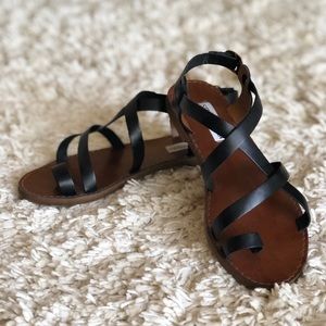 women’s agathist sandal